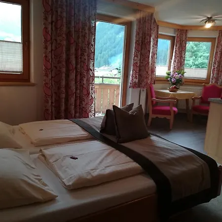 Апарт-готель Austria 3*