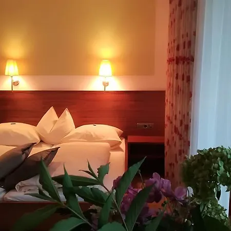 Austria 3*